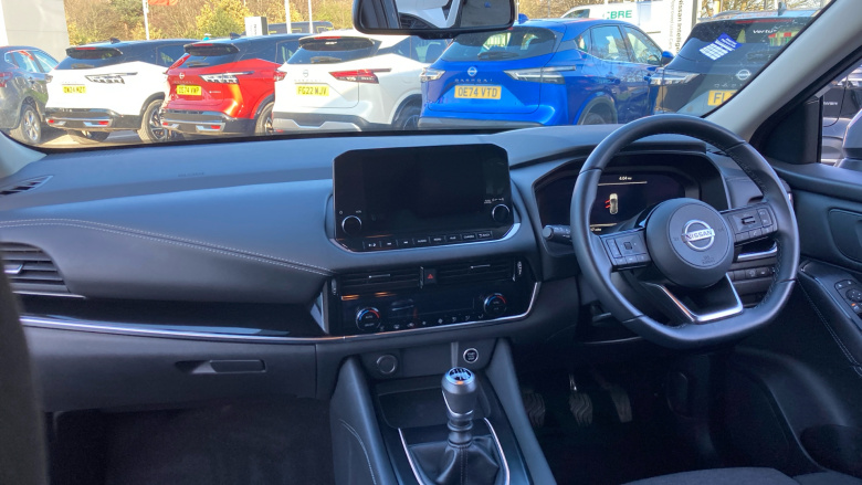 Nissan Qashqai 1.3 DiG-T MH N-Connecta 5dr Petrol Hatchback